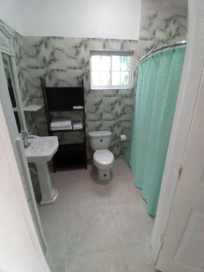 Grace Garden Guesthouse By Eminence Ent Ocho Rios Exterior photo