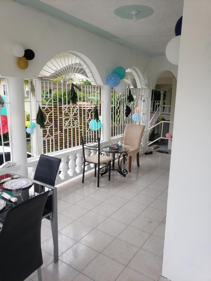 Grace Garden Guesthouse By Eminence Ent Ocho Rios Exterior photo